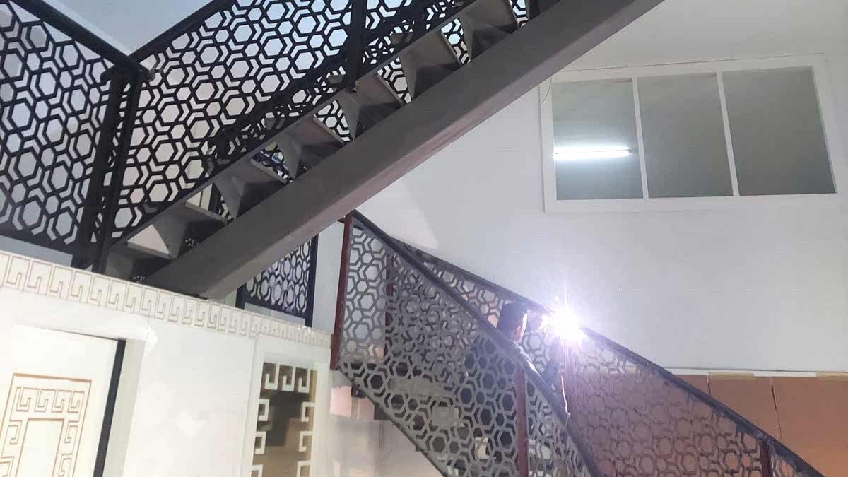 merdivenler metal çelik merdiven imalatı